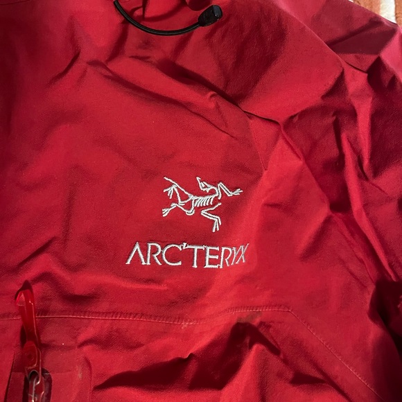 Arc’teryx Beta SV Men’s Shell Jacket - Size XL - Used Condition - Picture 4 of 12
